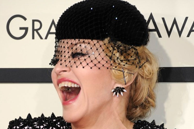 Madonna-b.jpg