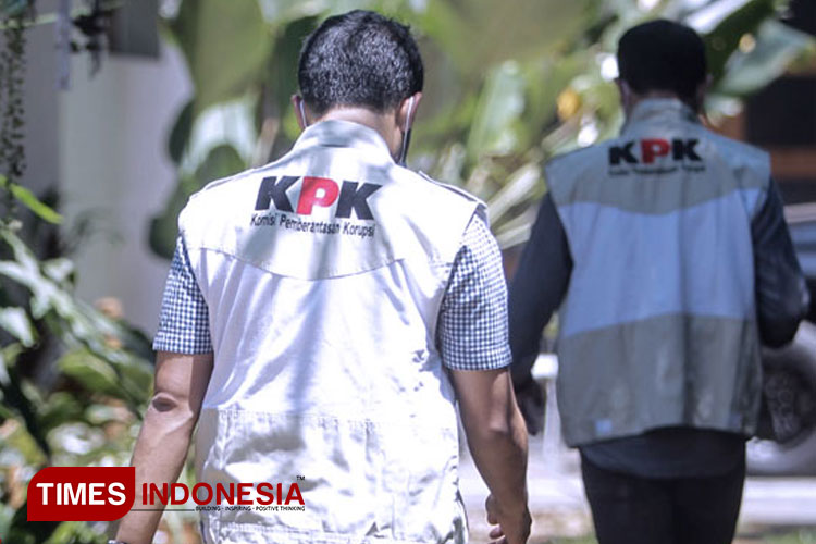 Tajuk Redaksi: Maling Republik