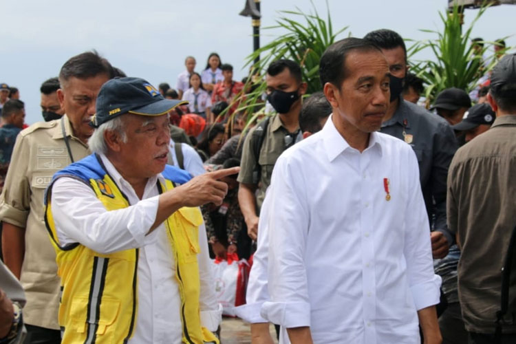 Menteri PUPR RI Dampingi Presiden RI Jokowi Tinjau Penataan Bunaken