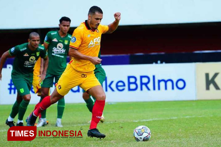 Faktor Keluarga, Arthur Felix Silva Tinggalkan Persik Kediri
