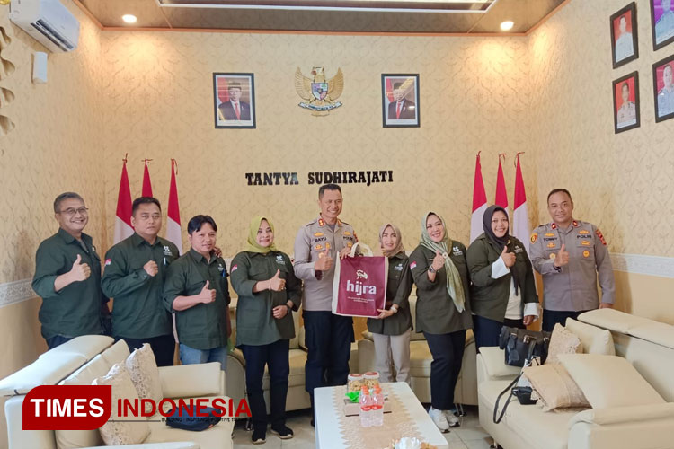 UMKM Juara saat bersilaturahmi dengan Kapolres Banjar. (Foto: Susi/TIMES Indonesia) 