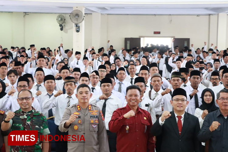 Wabup Majalengka, Tarsono D Mardiana menghadiri pelantikan anggota PPS. (FOTO: Hendri Firmansyah/TIMES Indonesia)
