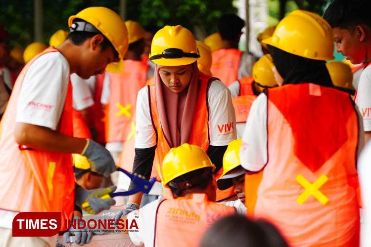 Ribuan Siswa SMK Kota Probolinggo Pecahkan Rekor MURI Dalam Pelatihan ...