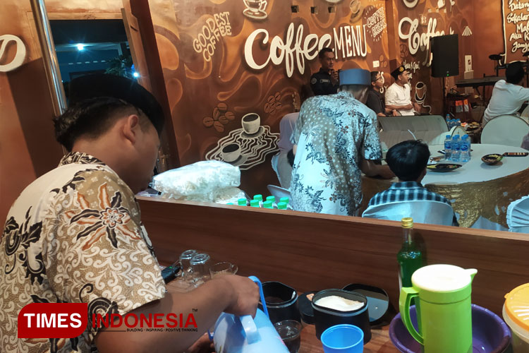 Tak Jauh dari Hyang Argopuro, Cafe di Bondowoso Mempekerjakan Santri