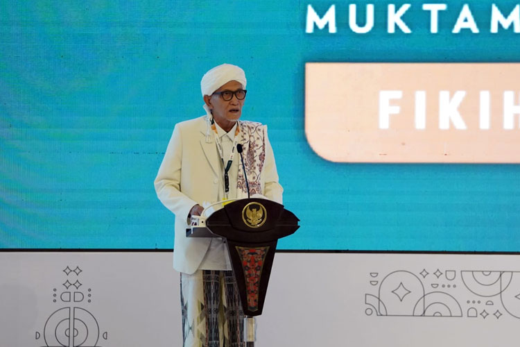 Rais ‘Aam PBNU K.H. Miftachul Akhyar during the Muktamar Internasional Fikih Peradaban at Shangri-La Hotel, Surabaya, Monday (6/2/2023). (LTN PBNU/Saiful Amar)