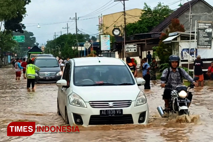 Banjir Rendam Beberapa Wilayah Kabupaten Ponorogo, Jalur Ponorogo-Wonogiri Macet Panjang