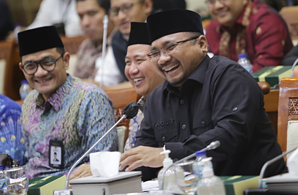 Menteri Agama Yaqut Cholil Qoumas saat rapat kerja penetapan biaya haji 2023 dengan Komisi III DPR RI di Gedung Parlemen, Senayan, Jakarta. 