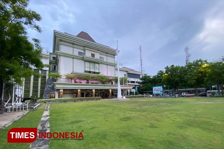 Gedung Pemkab Probolinggo yang ada di Kota Kraksaan. (Foto: Dokumen/TIMES Indonesia)