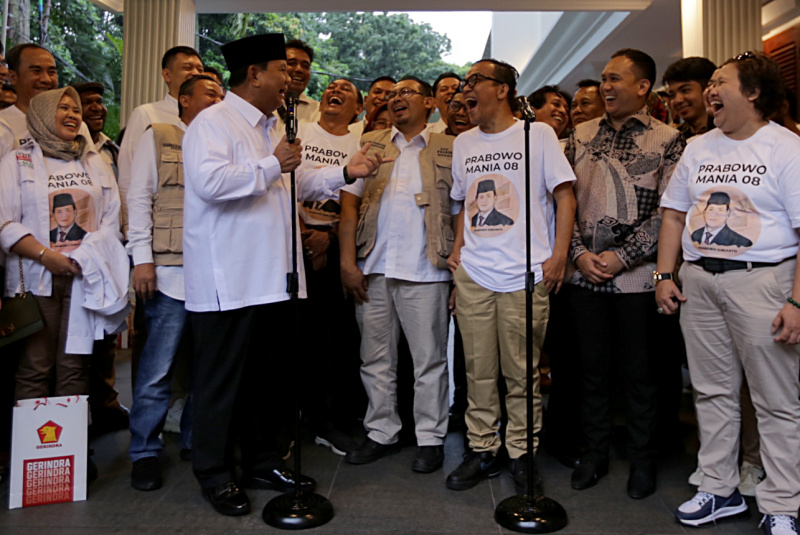 Pertemuan Jokowi Mania dengan Prabowo dilakukan untuk menyampaikan dukungan sepenuhnya terhadap Prabowo sebagai calon presiden.