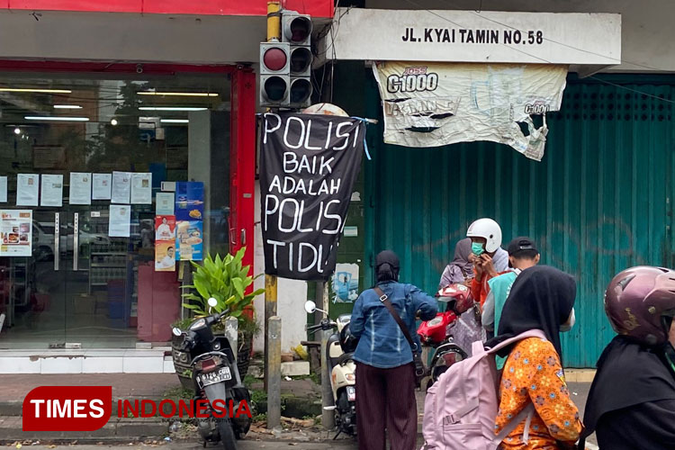 Mencari Keadilan Lewat Spanduk Dan Poster Usut Tuntas Tragedi ...