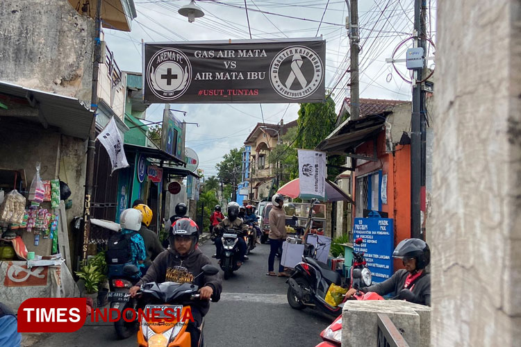 Mencari Keadilan Lewat Spanduk Dan Poster Usut Tuntas Tragedi ...