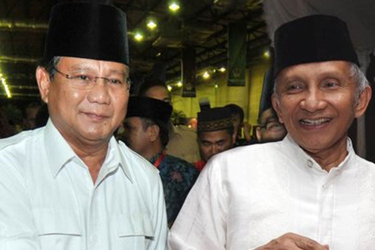 Prabowo Subianto saat bersama Amien Rais. (FOTO: Merdeka.com)