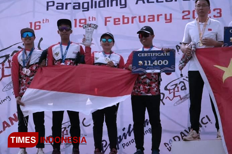 Atlet Paralayang Kota Batu Raih Sukses Ganda