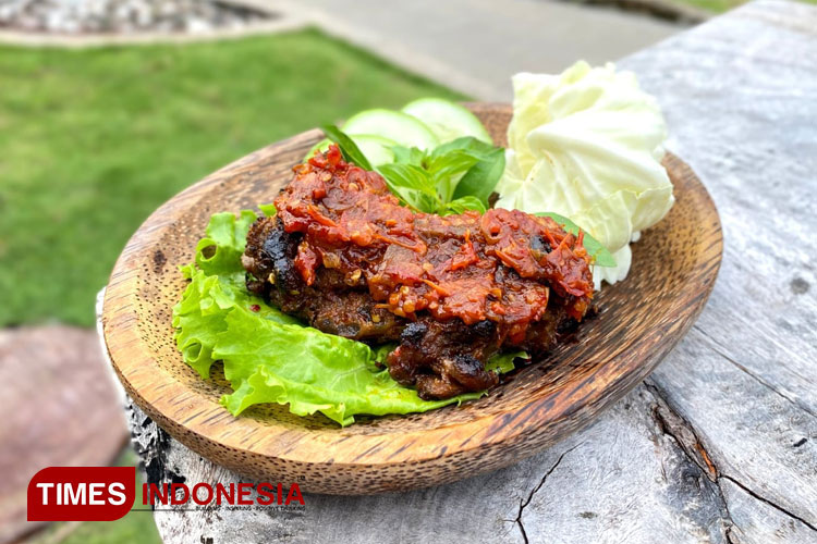 Djoeragan-restaurant-Banyuwangi81343c64794a899b.jpg
