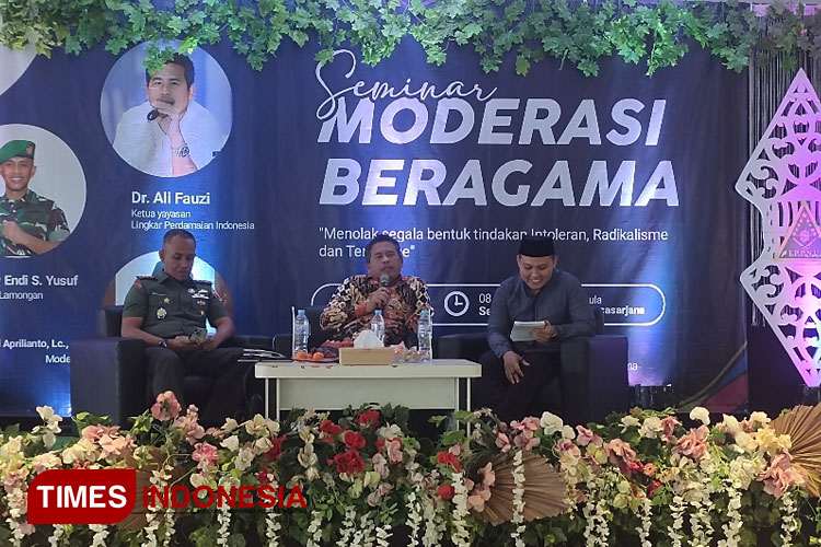 Mahasiswa Unisla Diharapkan Jadi Agen Islam Moderat Sebagai Simpul Persatuan
