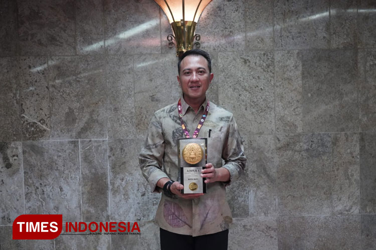 Aries-Agung-Paewai-2.jpg