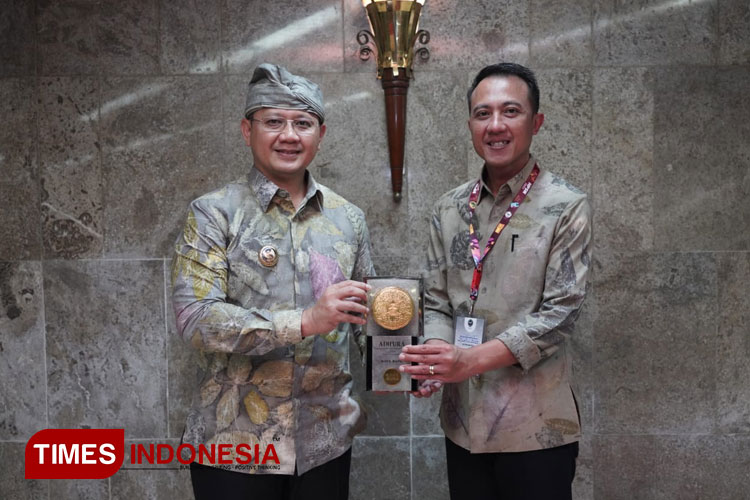 Bersama 10 Daerah di Jatim, Kota Batu Boyong Piala Adipura
