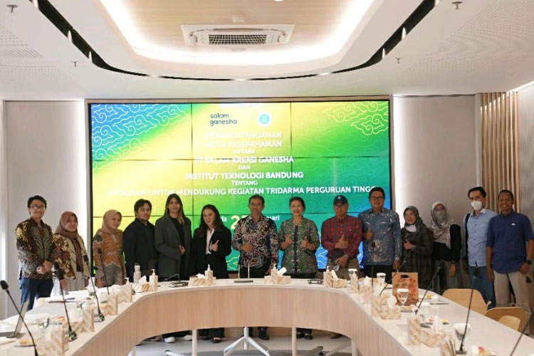 Keterangan foto: Penandatanganan MoU antara PT SKG dengan ITB. (FOTO: ist) 