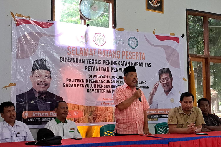 Hadapi Perubahan Iklim, Polbangtan Malang-Komisi IV DPR RI Gelar Bimtek Petani dan Penyuluh di Sumbawa