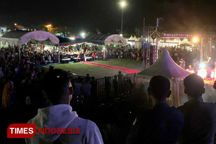Antusias masyarakat Nagan Raya menghadiri kegiatan Expo UMKM Rameune di Alun-alun Komplek Perkantoran Suka Makmue, Rabu (1/3/2023). (FOTO: T. Khairul Rahmat Hidayat/TIMES Indonesia)