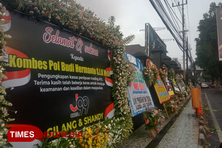 karangan-bunga-2.jpg