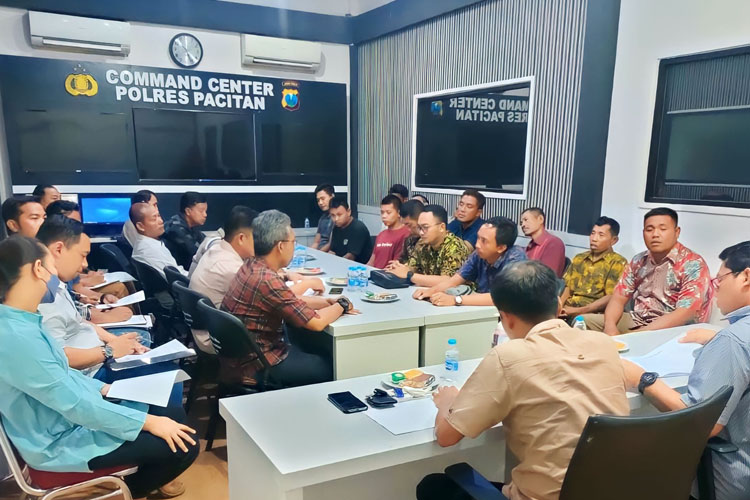 PLTU-Pacitan-b.jpg