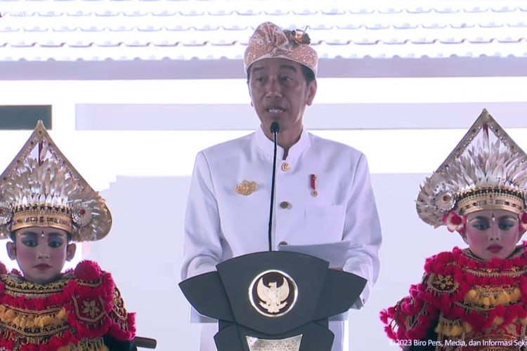 Resmikan Fasilitas Kawasan Suci Pura Agung Besakih, Jokowi: Harus Dirawat