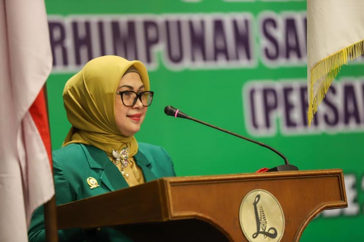 Putri Keempat Wapres RI Raih Gelar Profesor Ilmu Hukum Bisnis Halal 