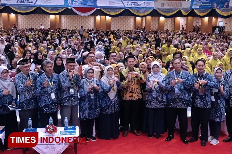 Seminar Universitas Terbuka Surabaya, Pekerjaan Kantoran Tak Lagi Jadi Sandaran 