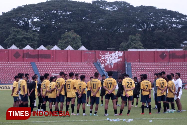 Tim Sepakbola Putra Kabupaten Kediri Matangkan Seleksi Pemain - TIMES ...