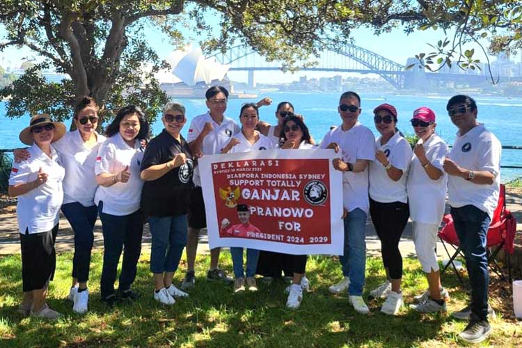 Diaspora Indonesia yang tergabung dalam Jarwo Jejaring Australia di Sydney mendeklarasikan dukungan untuk Ganjar Pranowo di Pilpres 2024 mendatang. (FOTO: Jarwo Jejaring Australia for TIMES Indonesia)