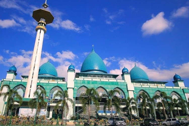 Masjid Agung Baiturrahman Banyuwangi yang terletak di Jalan Jendral Sudirman, Kelurahan Kepatihan, Banyuwangi. (Foto: Dokumentasi Masjid Agung Baiturrahman Banyuwangi For TIMES Indonesia)