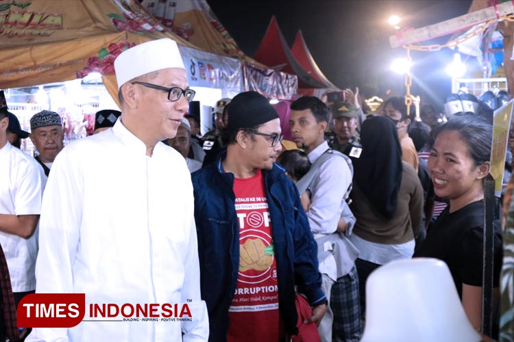 Tinjau Sahati Festival Pasar Santri & Pasar Ramadan 1444 H, Gus Firjaun: Upaya Kembangkan UMKM