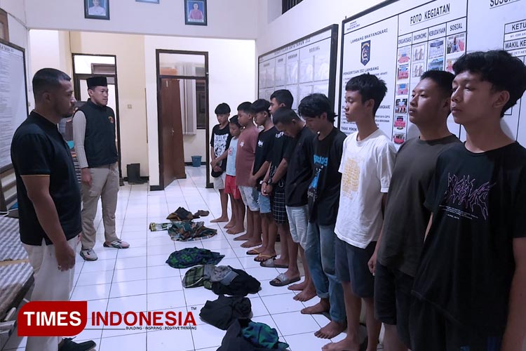 Kasak Kusuk Perang Sarung di Medsos Direspon Polsek Junrejo