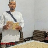 Berkah Ramadan, Pedagang Rengginang di Banyuwangi Banjir Order