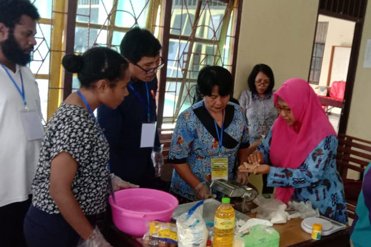 Tingkatkan SDM Penyuluh di Jayapura, Kementan Laksanakan Pelatihan Vokasi Olahan Sagu