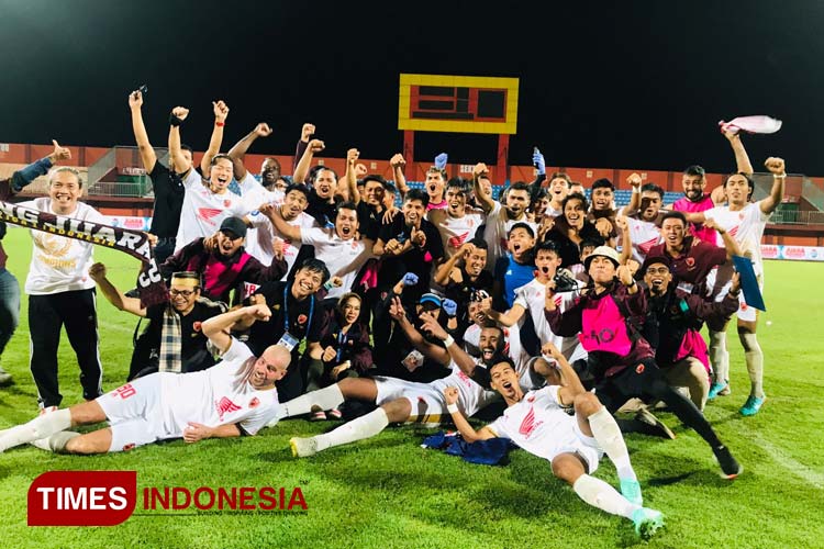 PSM Makassar menjadi juara BRI Liga 1 melawan Madura United dengan skor 3-1 di Stadion Gelora Madura Ratu Pamelingan, Pamekasan pada Jumat (31/3/2023). (Foto: Tria Adha/TIMES Indonesia)