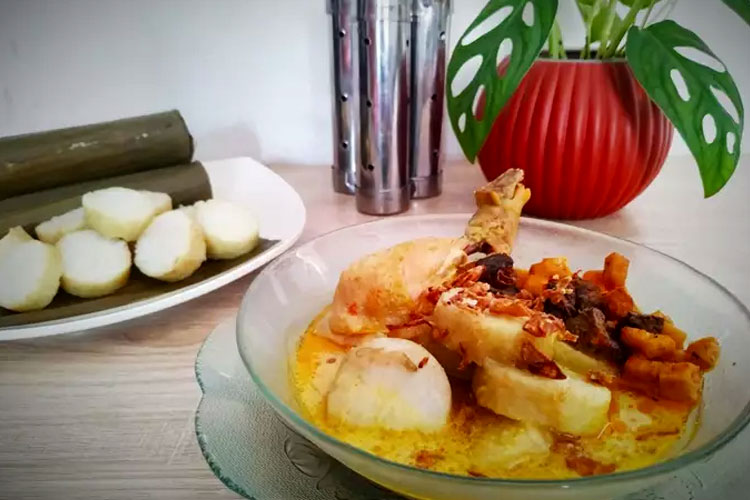Resep Anti Gagal Lontong Opor Ayam Praktis dan Menggugah Selera