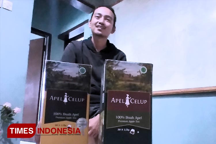 Kisah Petani Muda Kota Batu di Balik Apel Celup