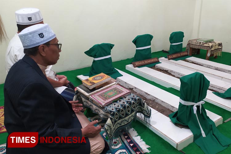 Makam-Kiai-Mahmoed.jpg