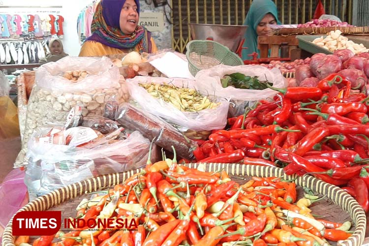 Harga Cabai Rawit Tembus 90 Ribu Per Kilogram