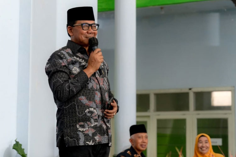 Bangun Indonesia yang Aman dan Ramah Lingkungan, Gus Ali Puji Kiprah Semen Indonesia