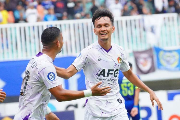 Hamra Hehanusa Bakal Tetap Berkostum Persik Kediri