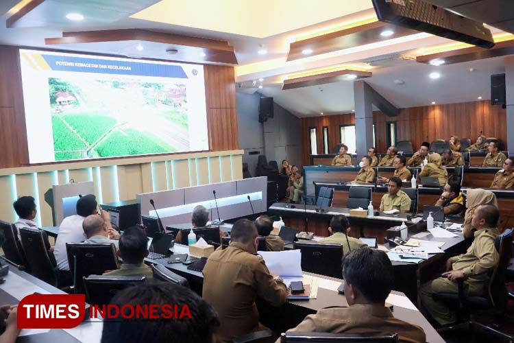 Rapat internal OPD Kabupaten Mojokerto membahas tentang berbagai persiapan menjelang Idul Fitri 2023, Senin (10/4/2023) (Foto: Dok. Kominfo for TIMES Indonesia)
