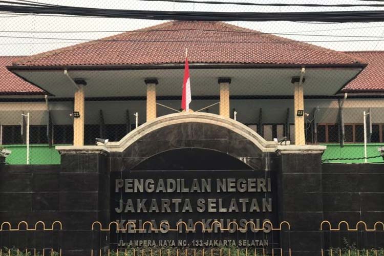 PN Jaksel Tolak Praperadilan MAKI atas Kasus Kardus Durian