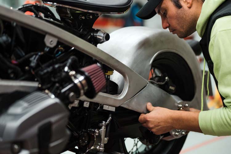 Tips Aman dan Nyaman Pakai Motor untuk Mudik Lebaran 2023