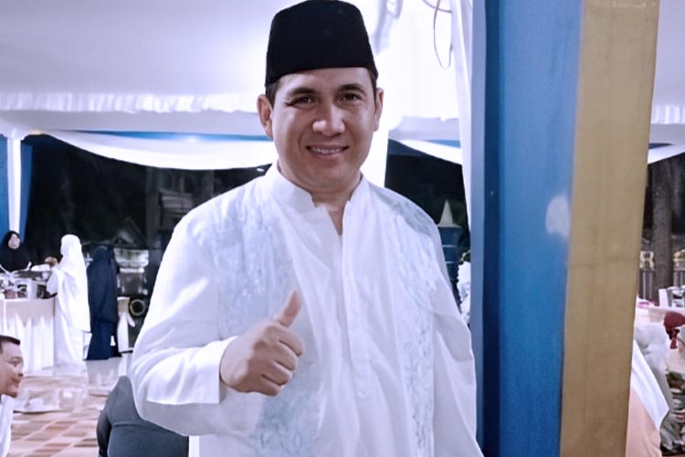 676 Anak Yatim Piatu di Kota Lubuklinggau Terima Pakaian Seragam Jelang Idul Fitri