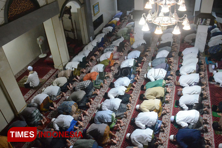 Keutamaan Shalat Tarawih ke-24, Allah Kabulkan Doanya - TIMES Indonesia