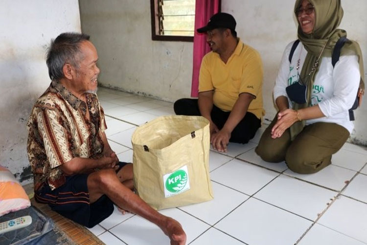 Gelar Safari Ramadan, PT KPI Santuni Yatim dan Duafa di Bontang