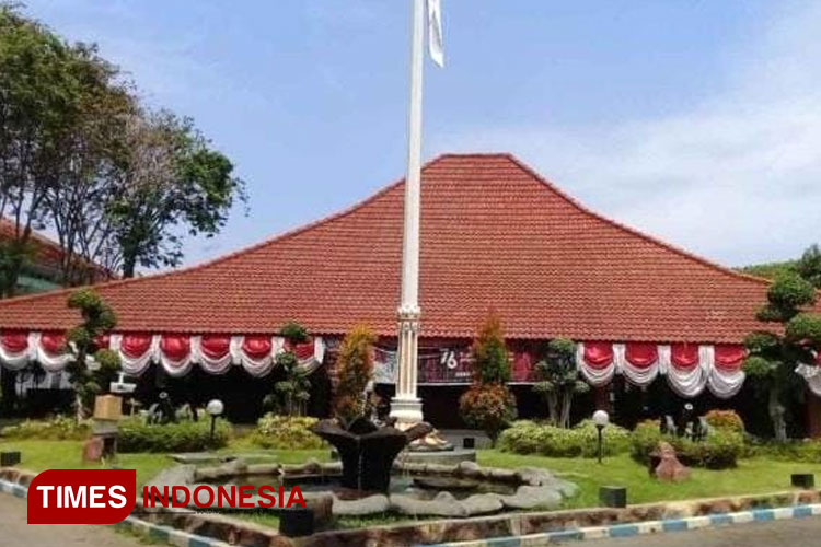 Pendapa Kabupaten Probolinggo menjadi simbol kepemimpinan rakyat Kabupaten Probolinggo. (Foto: Rhomadona/TIMES Indonesia)